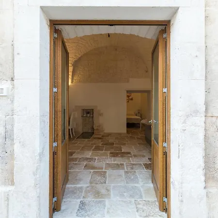 Donna Rosaria Ostuni