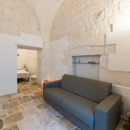 Donna Rosaria Ostuni